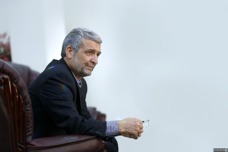 El embajador de Irán en Afganistán: un “ejército suicida”de Afganistán irá a Gaza qomi