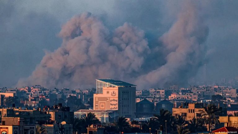 Al menos 52 muertos en ataques de Israel en Rafah rafah