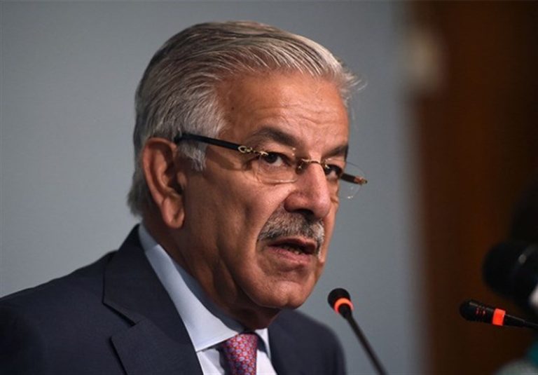 Ministro de Defensa de Pakistán: No queremos involucrarnos en enfrentamientos armados con Afganistán