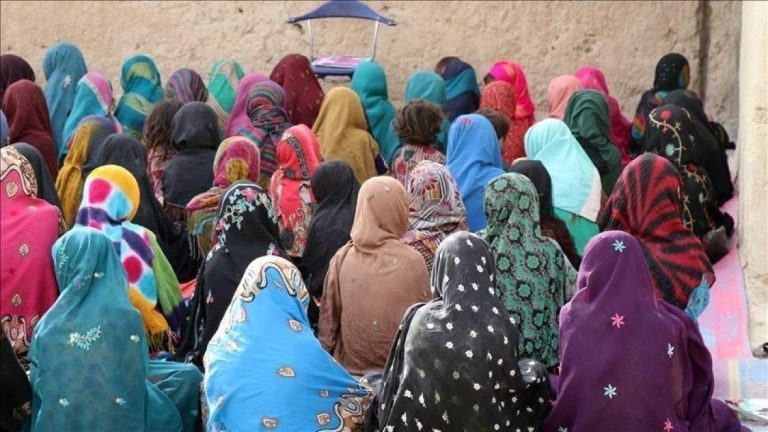 Informe: El 52% de las mujeres y niñas necesitan ayuda humanitaria