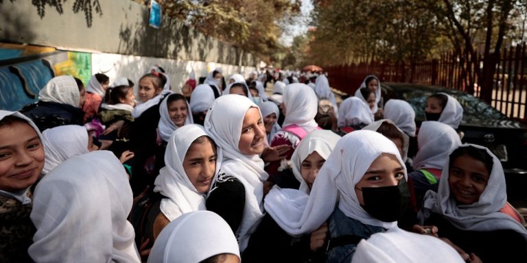 UNESCO: 1.4 Millones de niñas en Afganistán privadas de educación