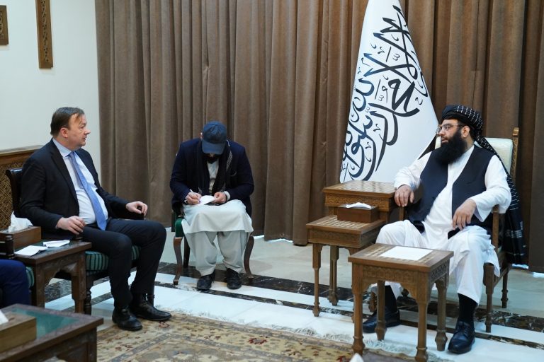 Talibán, citando al embajador de Noruega: ISIS ha sido suprimido y ha perdido su poder en Afganistán