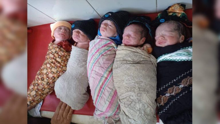Una mujer en la provincia de Nangarhar da a luz a quintillizos