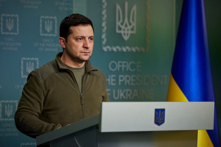 Zelensky: El paquete de ayuda de EE. UU. muestra que Ucrania no será el segundo Afganistán para EE. UU