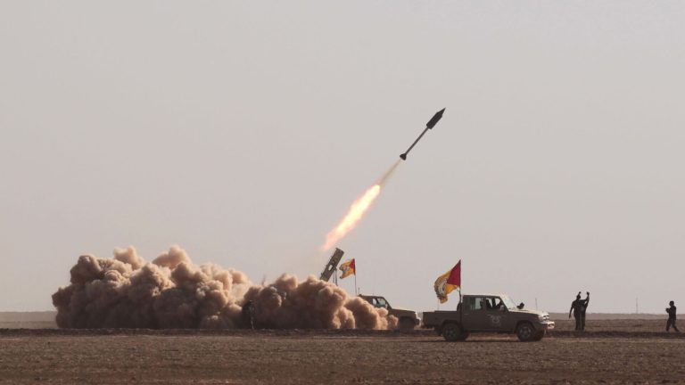 Grupos armados iraquíes afirman atacar un “objetivo clave” en el sur de Israel