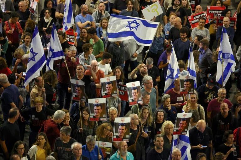 Miles de israelíes protestaron contra el gobierno de Benyamin Netanyahu