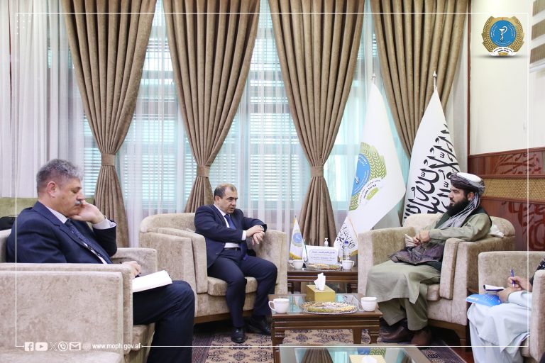 Ministerio de Salud de los talibanes pide ayuda de Azerbaiyán