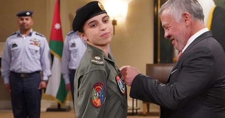 La hija del rey de Jordania derribó los drones iraníes