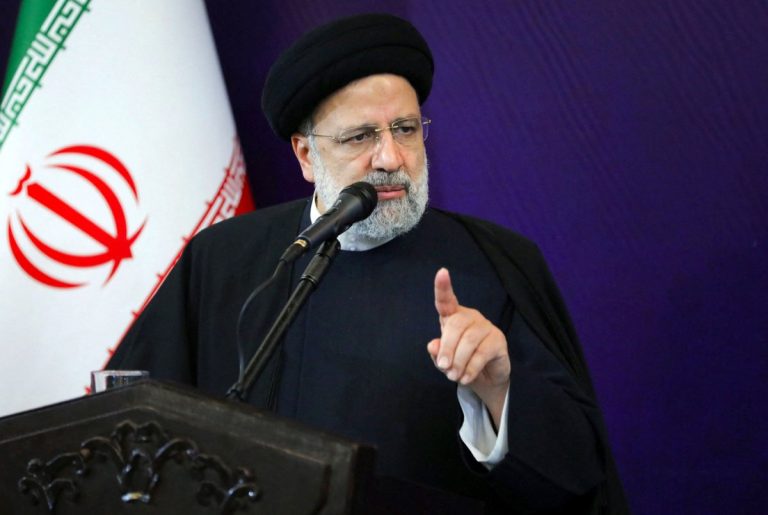 Ebrahim Raisi y su Ministro de Relaciones Exteriores pierden la vida en un trágico accidente de helicóptero