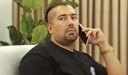 ¿Qué hace el líder de una banda criminal sueca en Afganistán? Rawa Majid