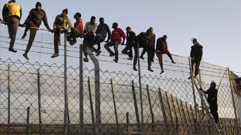La llegada de una nueva coalición en los Países Bajos y la implementación de leyes anti-inmigración inmigración