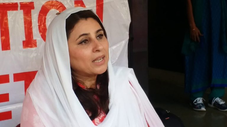 Zakia Wardak, el cónsul de Afganistán en la India y un diplomático, fue detenido con 25 kilogramos de oro de contrabando
