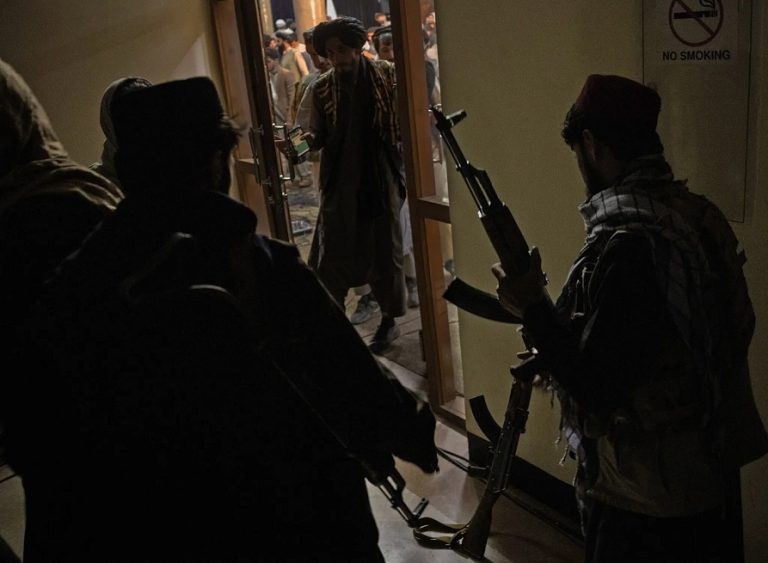 Estado Islámico de Jorasán: un espectro que aprieta la garganta de los talibanes Estado Islámico de Jorasán