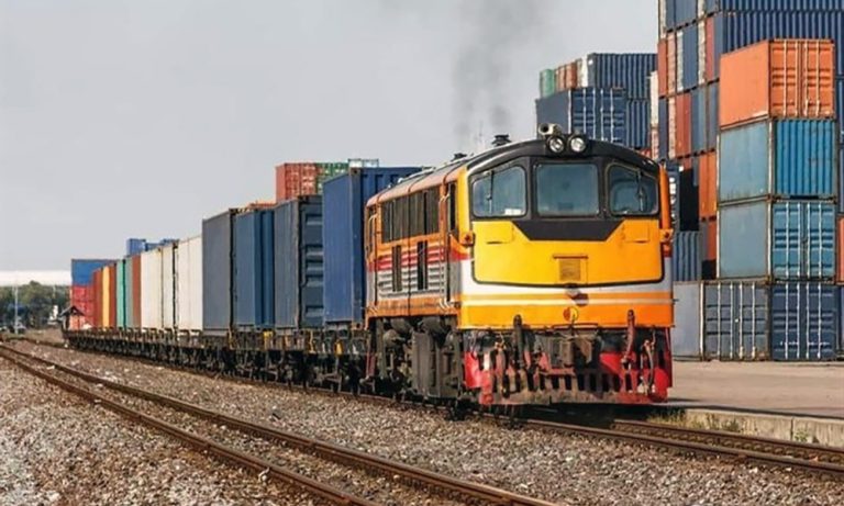 Exportación de 600.000 toneladas de mercancías comerciales de Afganistán a través del ferrocarril