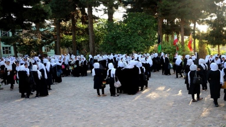 Amnistía Internacional exige la reapertura inmediata de las escuelas para niñas en Afganistán
