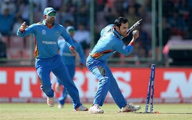 El equipo de críquet de Afganistán fue derrotado por la India en el primer partido de la fase de los ocho mejores críquet