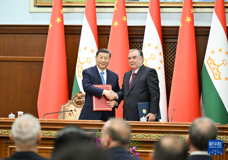 Líderes de China y Tayikistán enfatizan la formación de un gobierno inclusivo en Afganistán