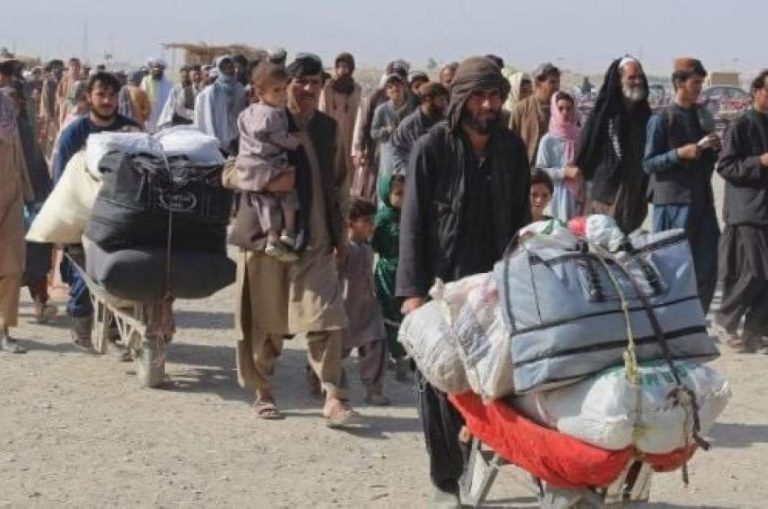 Pakistán lanza la segunda ola de expulsión masiva de inmigrantes afganos