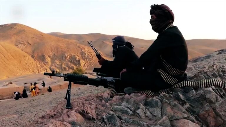 Exfuncionarios estadounidenses: El liderazgo de Al Qaeda está en Kabul y los talibanes lo apoyan