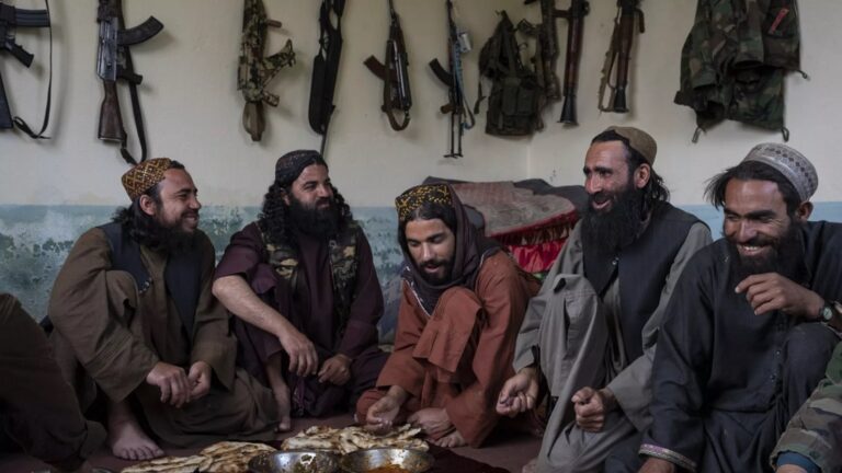 Los Talibanes: La espada de doble filo de Estados Unidos TALIBAN