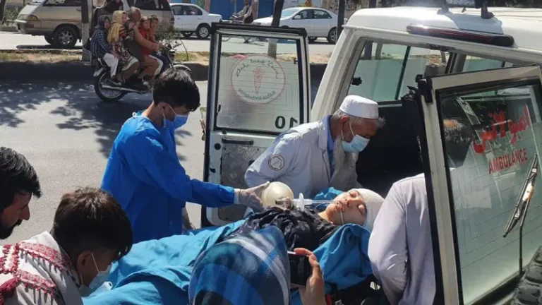 Cuatro muertos y seis heridos por la explosión de una mina colocada en una zona chiita de Kabul explosión
