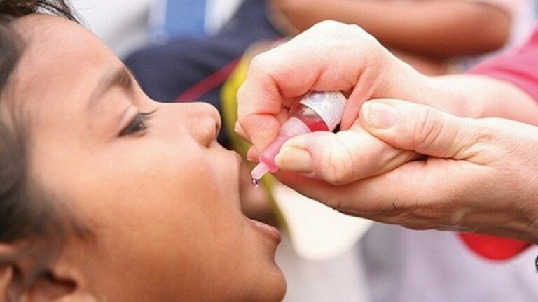 La campaña de vacunación contra la polio comenzará mañana en todo Afganistán