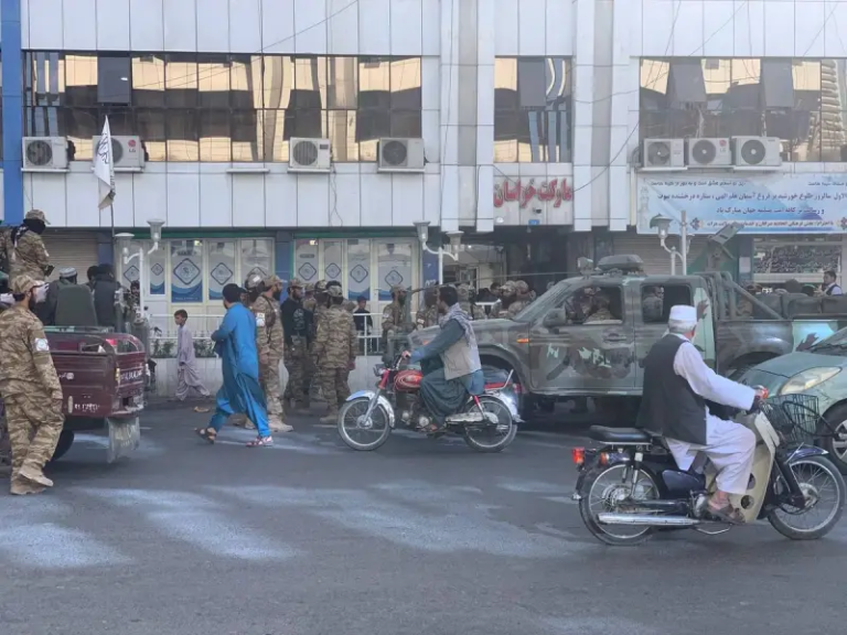 Detención de 70 cambistas en Herat por los talibanes