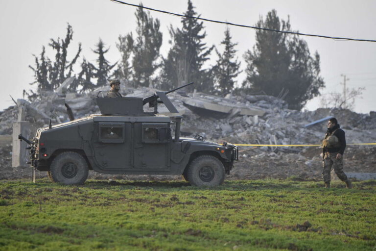 El ejército israelí bombardeó objetivos de Hezbolá en el sur del Líbano