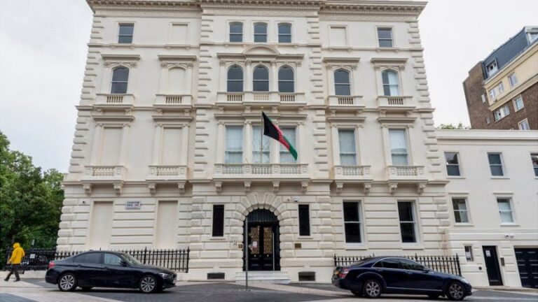 El gobierno británico cerrará la embajada de Afganistán en Londres a finales de este mes