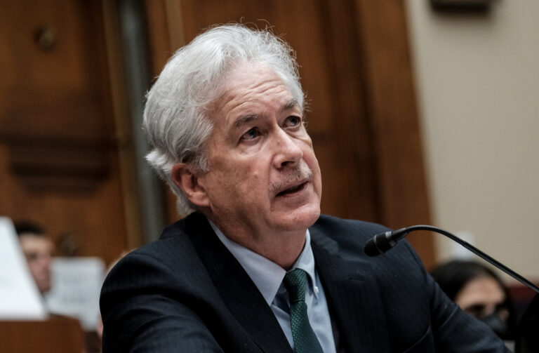 Director de la CIA: El riesgo de un conflicto potencial amenaza a los países de la región