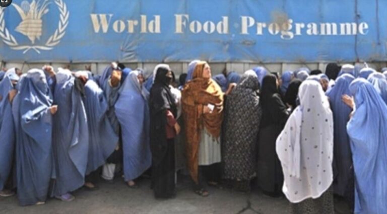 Distribución de ayuda en efectivo para cuatro millones de personas en Afganistán por parte del Programa Mundial de Alimentos