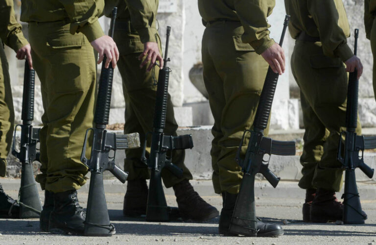 La Negativa de los Soldados Israelíes; Prefiero Ir a la Cárcel Antes que Participar en la Guerra de Gaza