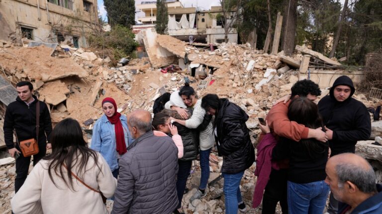 Israel y Hezbolá se acusan mutuamente de violar el alto el fuego
