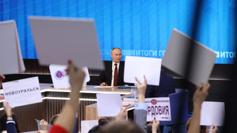 Putin: Fuimos a Siria para prevenir la creación de una zona terrorista como Afganistán