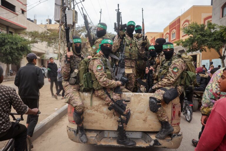 Hamás: Se ha perdido el contacto con los combatientes que tienen a los rehenes israelíes