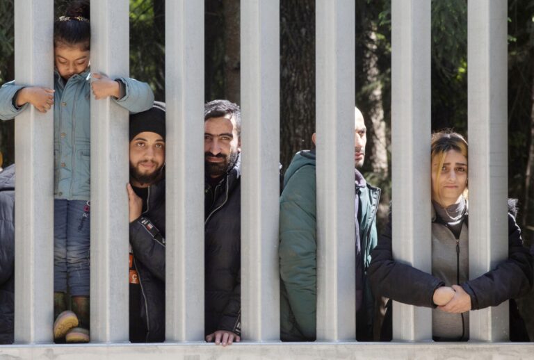 El gobierno de Polonia informa sobre el aumento de migrantes afganos irregulares