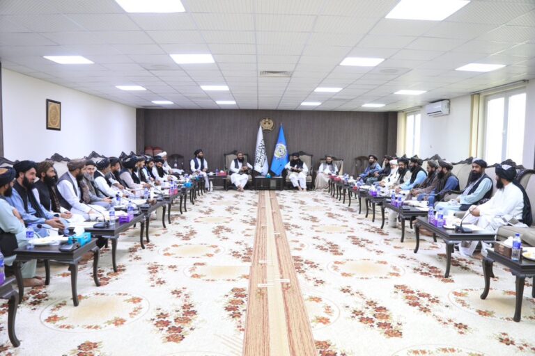 Disputas internas en los talibanes: Sirajuddin Haqqani regresa al Ministerio del Interior en Kabul