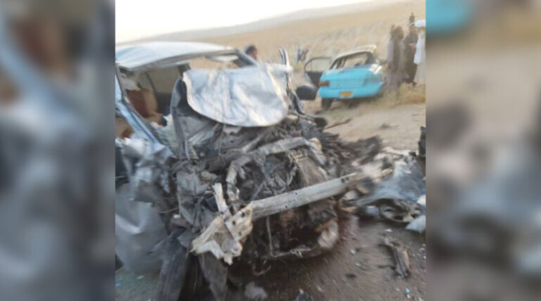 Seis personas mueren en un accidente de tráfico en Faryab