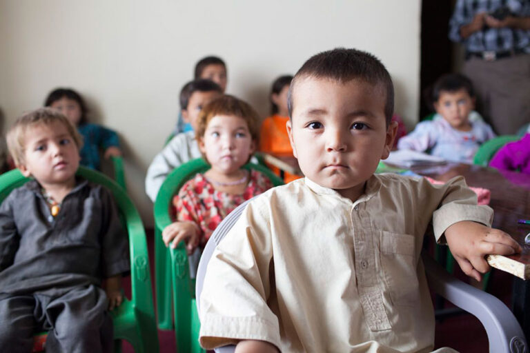 Programa Mundial de Alimentos: Los niños son las primeras víctimas de la crisis de hambre en Afganistán