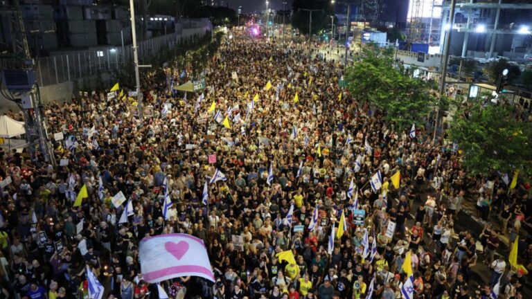 Rechazo al plan de ocupación total de Gaza por parte de Israel; miles de personas salen a las calles